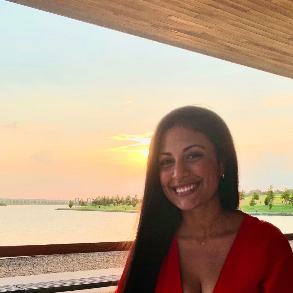Meet your Posher, Paola